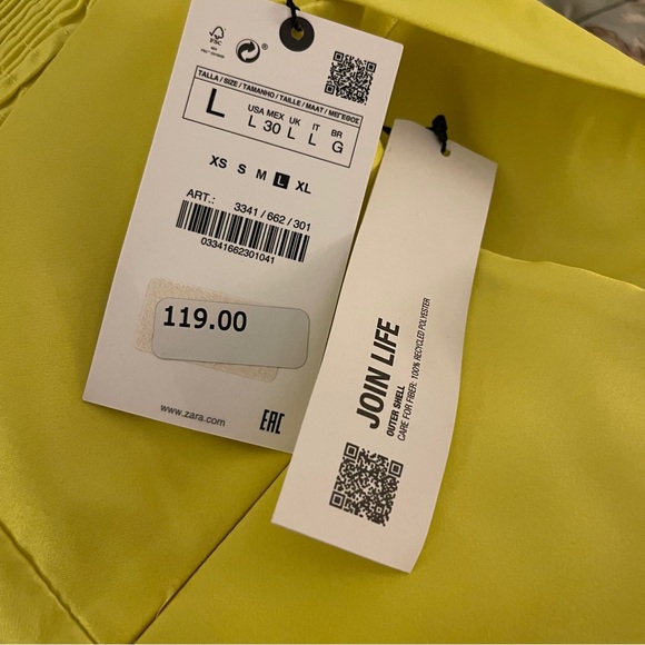 Zara Limited Edition Neon Yellow Voluminous Ruffles Mini Dress Large NWT - Picture 7 of 13